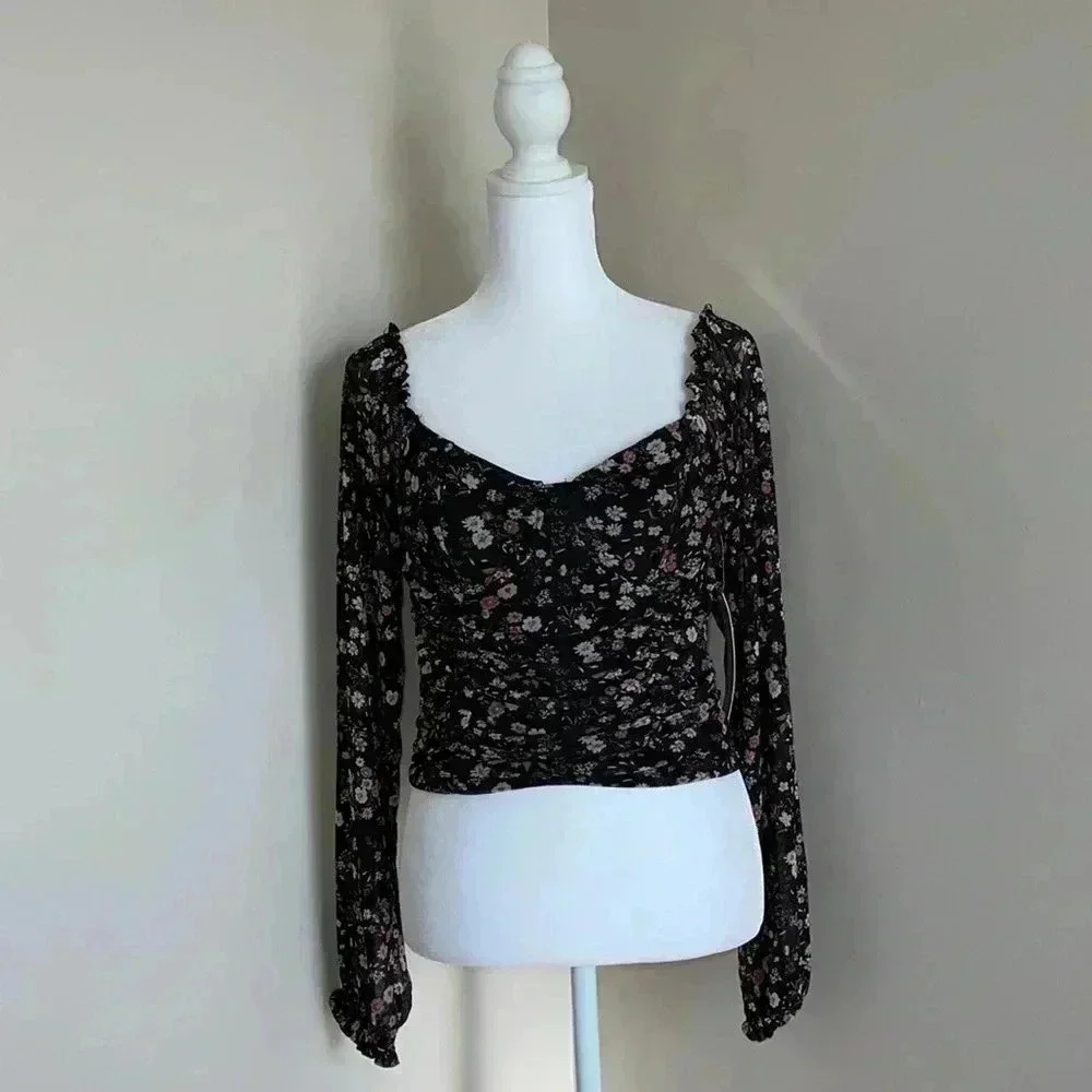 Almost Famous Black Floral Long Sleeve Crop Top With Built-in Bra​​